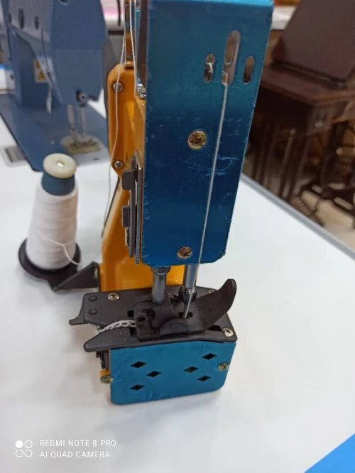 Machine a coudre  pour sac 