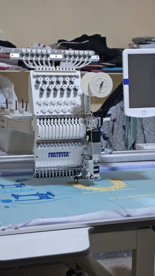 Machine de broderie FORTEVER ماكنات الطرز الإلكتروني فورتيفر