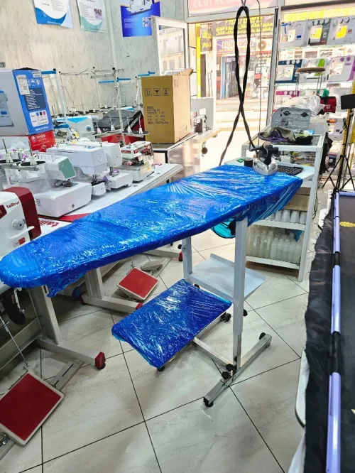 Table de repassage aspirante avec centrale a vapeur intégré طاولة حدادة مع شوديار