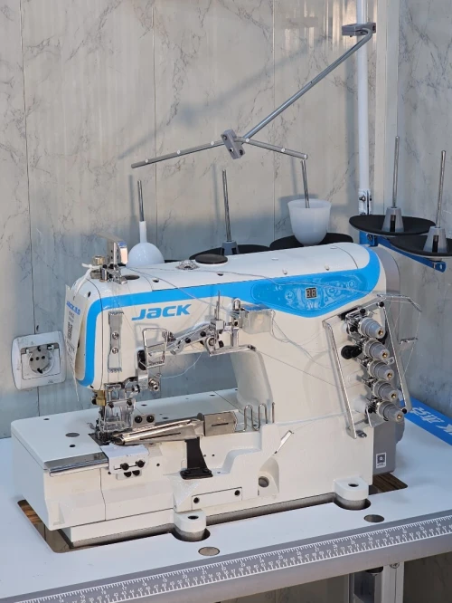 Machine a collerette ourleuse jack w4 كولورات جاك