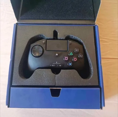 Manette Razer Raion PS4/PC FIL FIGHT PAD