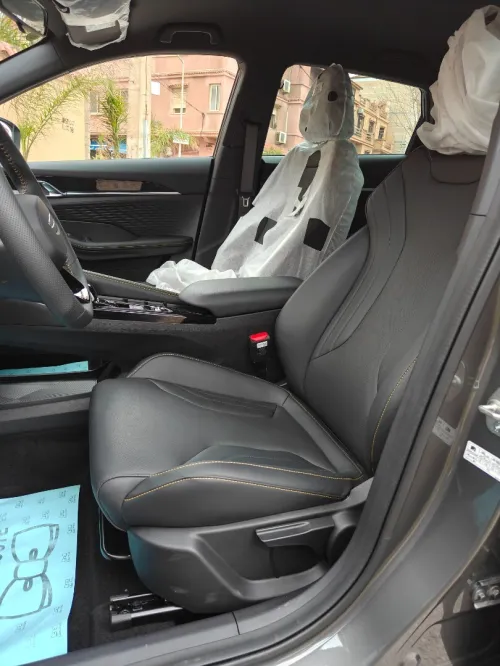Geely Coolray 2025 BEYOND