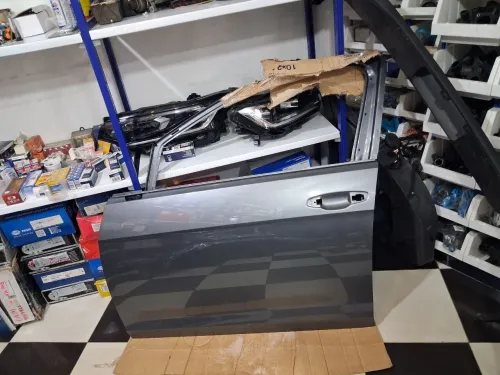 Les portes volkswagen Golf 7 gris souris couleur d'origine 