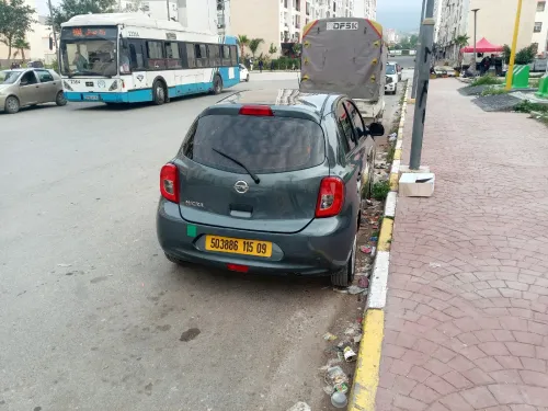 Nissan Micra 2015 Visia +