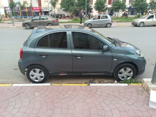 Nissan Micra 2015 Visia +