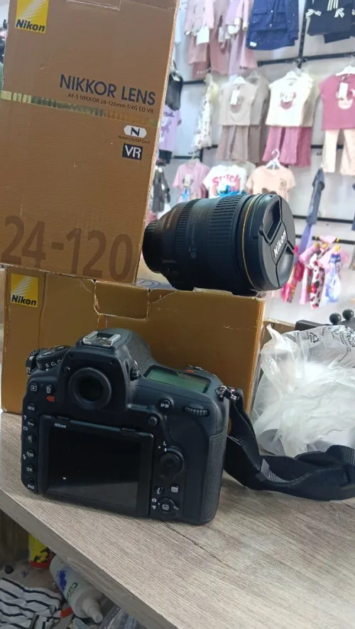 Nikon D850 + obj 24-120mm