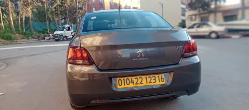 Peugeot 301 2023 Allure