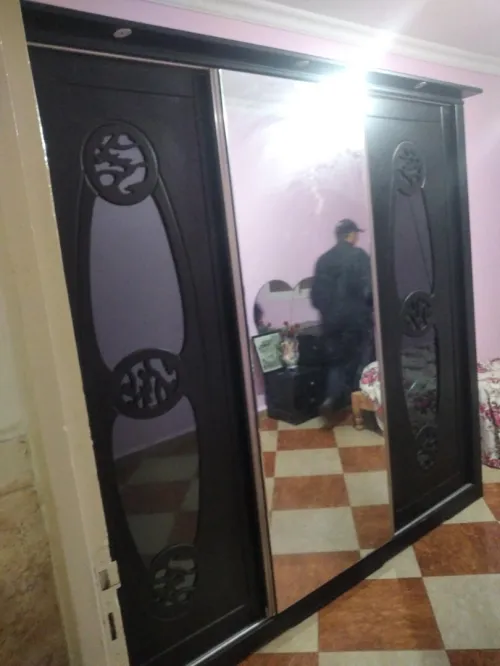 Table de cuisine, réfrigérateur, chauffage, Lit superposé, Armoire et bureau pour enfants, four