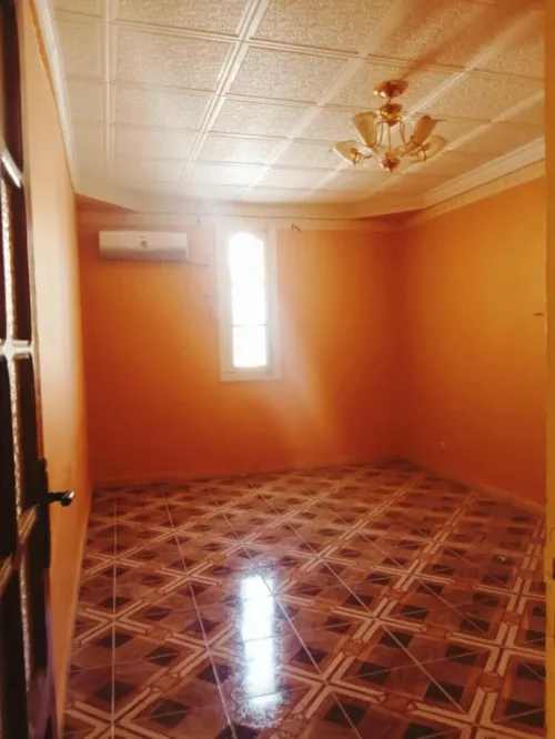 Location Appartement F5 Biskra Biskra