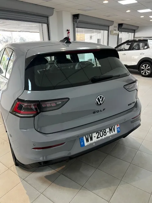 Volkswagen Golf 8.5 2025 R-Line