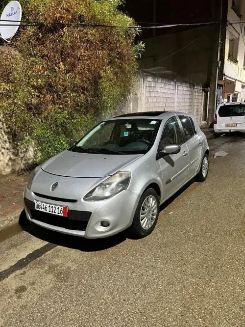 Renault Clio 3 2012 Night and Day