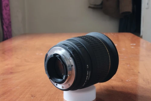 Objectifs Nikon 24mm