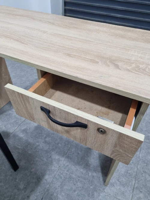 Table chaises bureau PC scolaire 