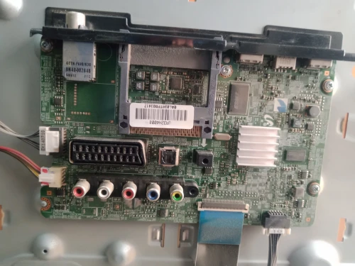 carte mère et alimentation + Tcon tv smart-led-lcd-plazma