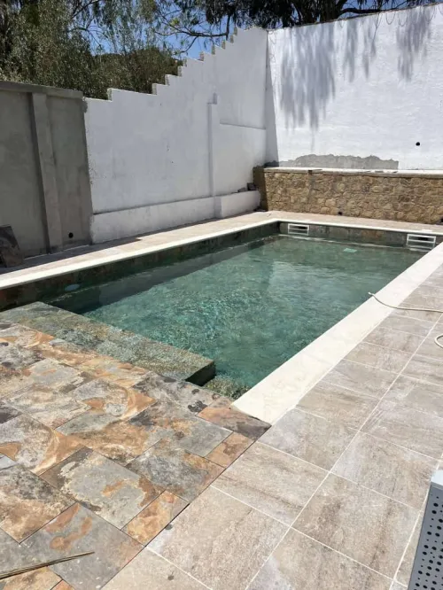 Bâche de couverture piscine 