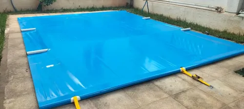 Bâche de couverture piscine 