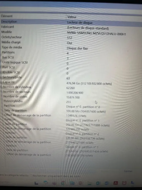 HP Laptop 15-dw3003ne / Core i5 11eme Gén / 16 Go RAM /  NVIDIA  / SSD/NVME 512 Go