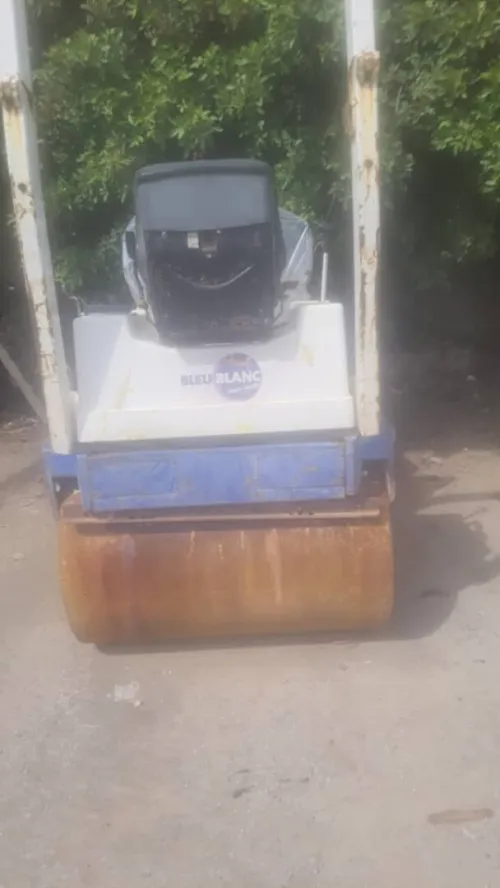 Dameusse.. rouleau de chanté compactage 