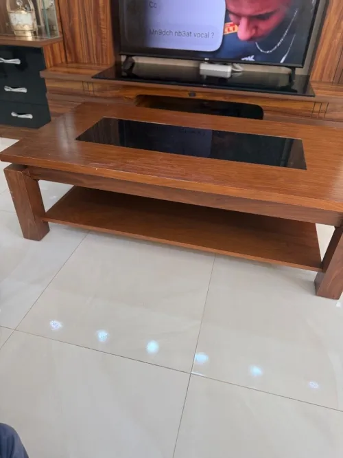 Table basse en bois massif