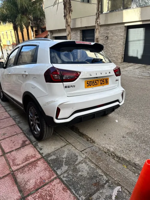 Geely GX3 PRO  2025 Livan avec DachCam