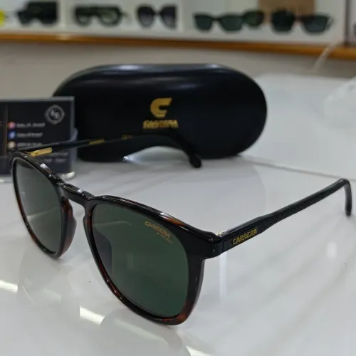 Lunettes originales Carrera 