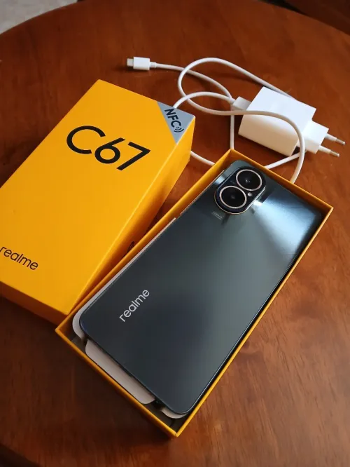 Realme c67