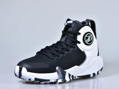 PEAK "Musical shoes"