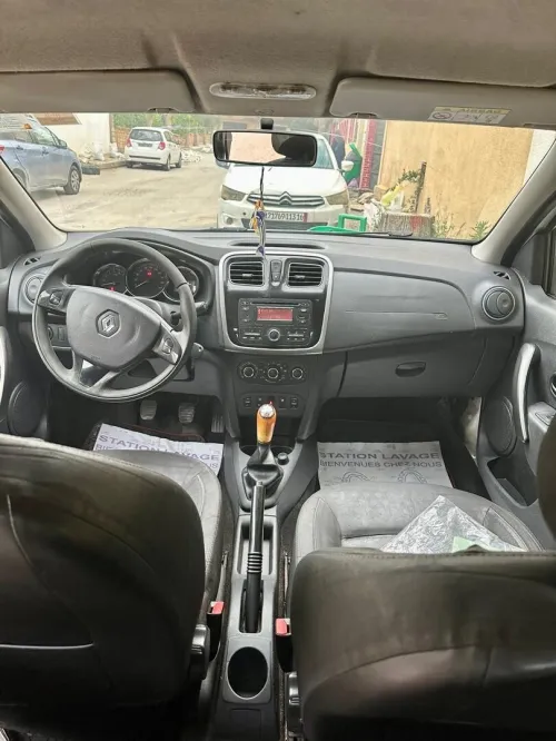 LOCATION VOITURE 