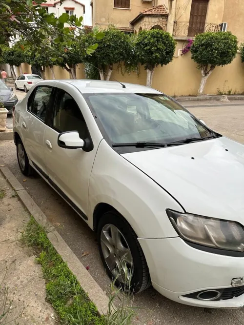 LOCATION VOITURE 