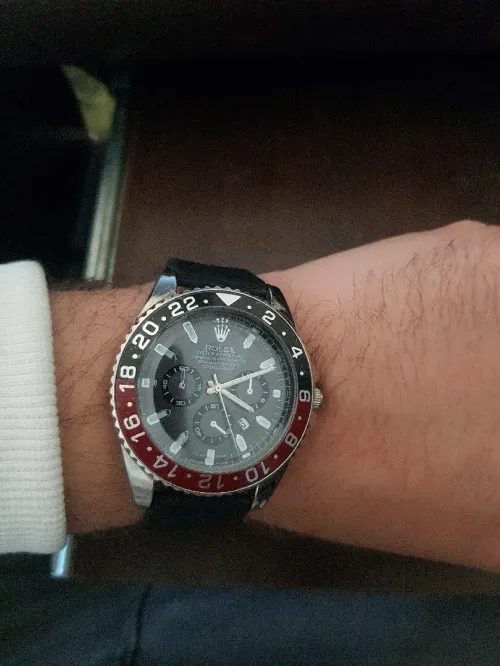 ساعات ROLEX للبيع