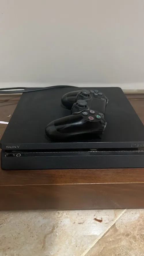 Ps4 slim