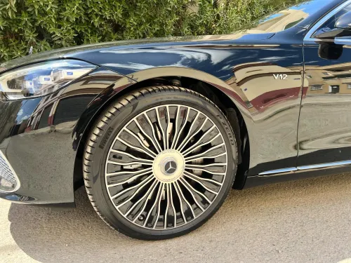 Mercedes S680 2023 Maybakh