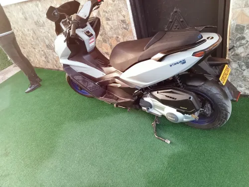 Vam 300cc 2023