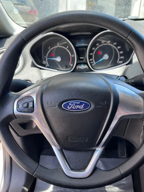 Ford Fiesta 2015 Titanium 
