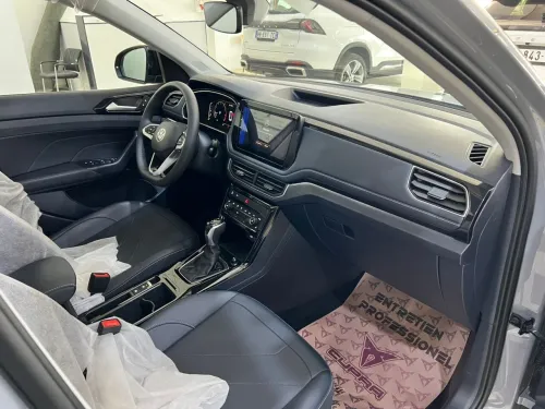 Volkswagen Tahru 2025 Sharp
