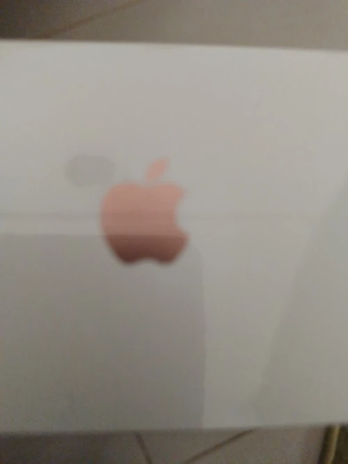 MacBook 12-inch (شاشة 12 بوصة
