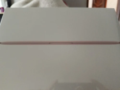 MacBook 12-inch (شاشة 12 بوصة