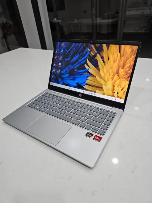 Hp laptop Ryzen 5 7520U 14"pouces
