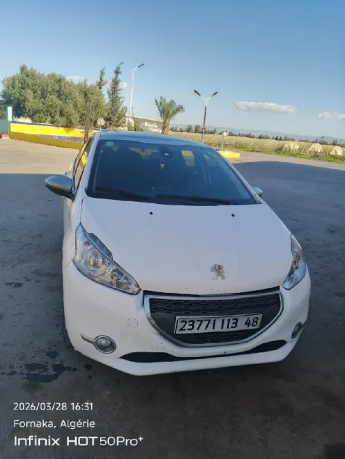 Peugeot 208 2013 
