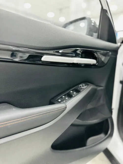 Volkswagen Passat 2025 Passy pro
