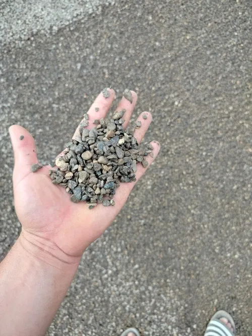 Gravier roulé pour étanchéité et forage disponible avec livraison 