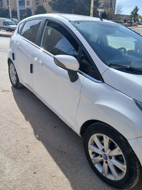Ford Fiesta 2012 Titanium Sport pack