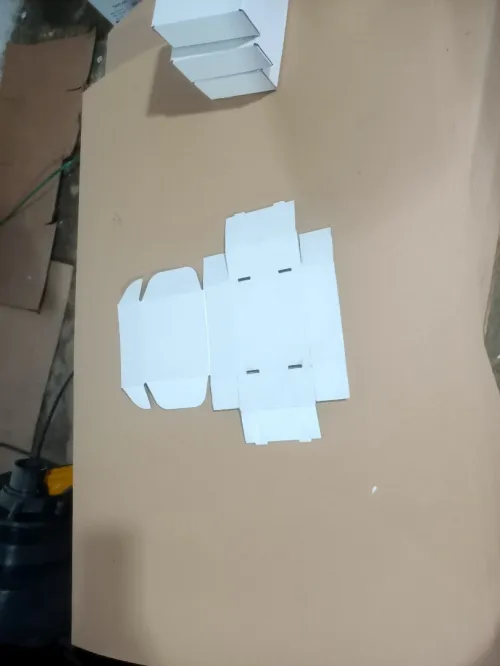 صناعة الكرتون حسب الطلب "packaging"