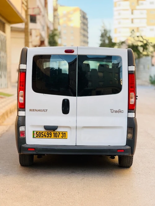 Renault Trafic 9 place 2007 