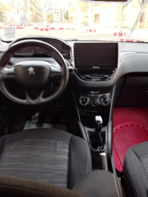 Peugeot 208 2016 Active Facelift