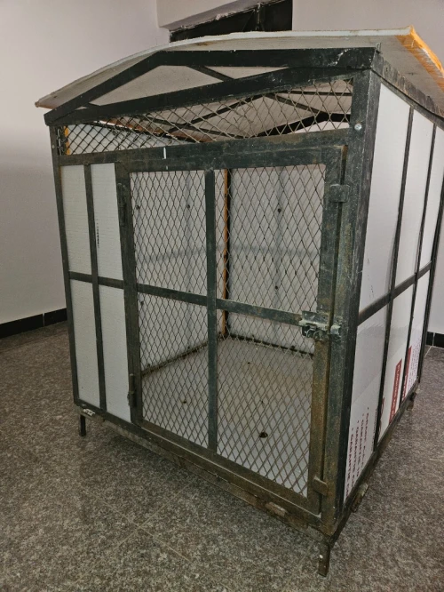 Une belle cage pour animaux