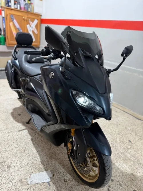 Yamaha Tmax 562 tech max 2023