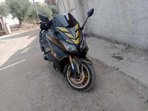 Yamaha Tmax Iron 2 2016