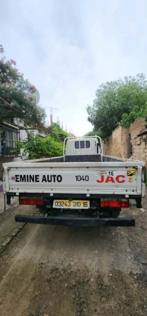 JAC Plateau 2010