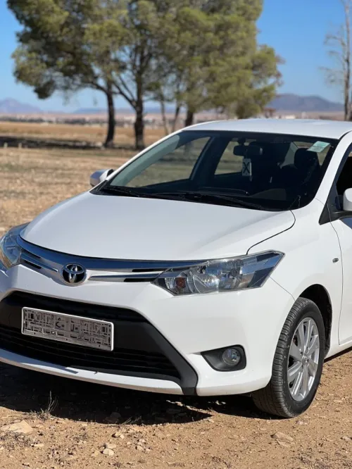 Toyota Yaris Sedan 2015 Executive